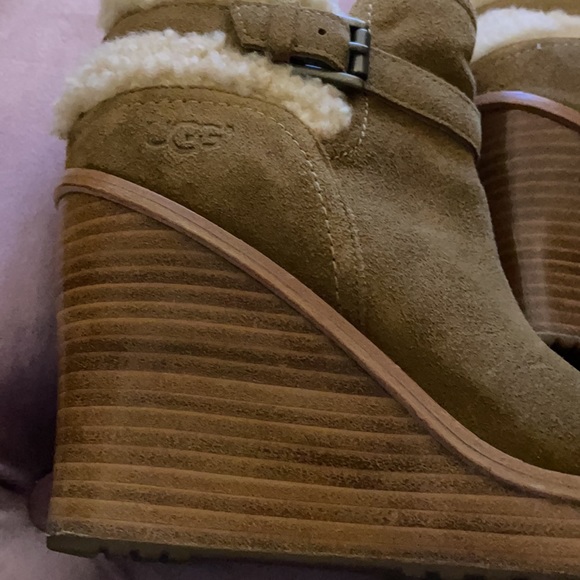 UGG Australia Brown Chestnut Suede Shearling Fur Anais Wedge Bootie - Picture 5 of 11